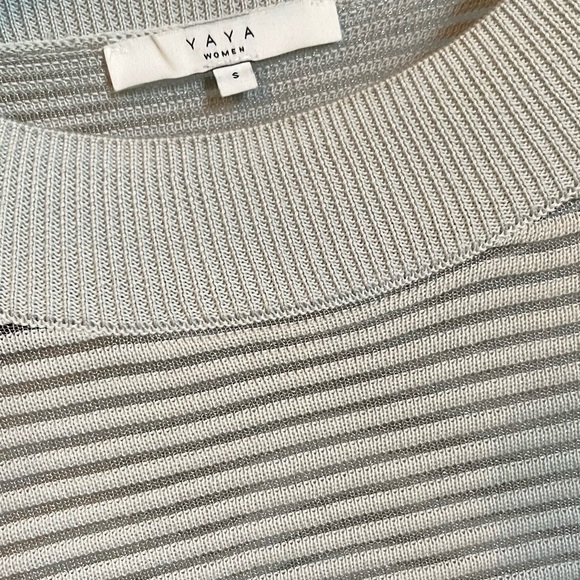 Yaya Sweater size small - Picture 2 of 6